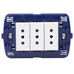 Toma triple semi armado 10A 250V LivingLight - color blanco - SN4113X3E